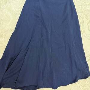 White House Black Market SZ‎ 4 Noble Blue Front-Pleat Asymmetric Midi Skirt